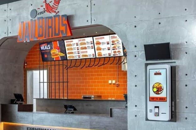 Jailbirds Chicken implements Self Ordering Kiosk integrated with Oracle Simphony
